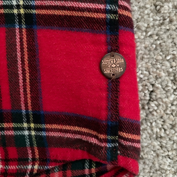 Men’s Maison Scotch & Soda red plaid button down. Perfect for fall ! 🍁🍁🍁 - Picture 2 of 10